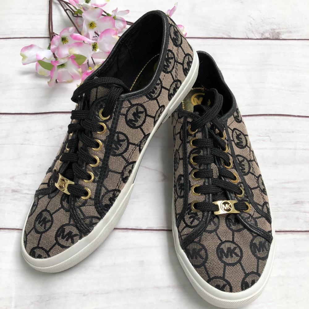 Michael Kors Signature Lace-up City Sneakers